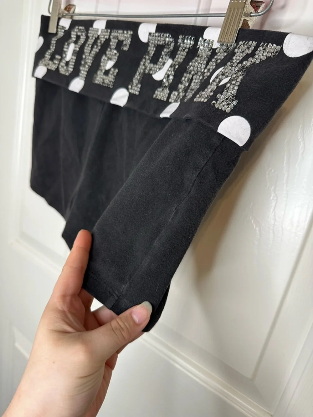 Y2K VS PINK Black White Bedazzled Foldover Yoga Booty Shorts M *Flawed* Mcbling - Picture 4 of 7